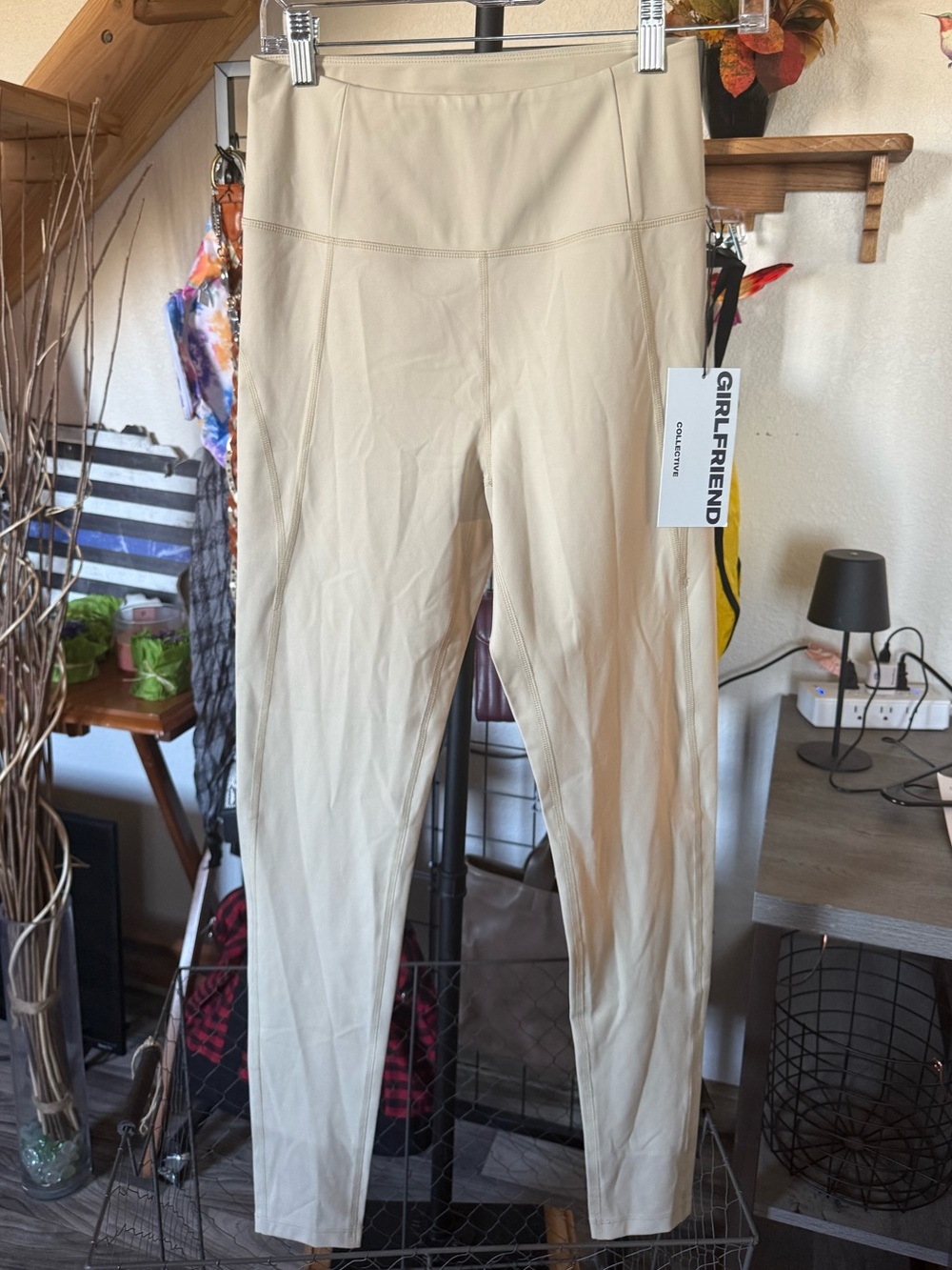 NWT Girlfriend Collective High Rise Compressive Leggings M Cream